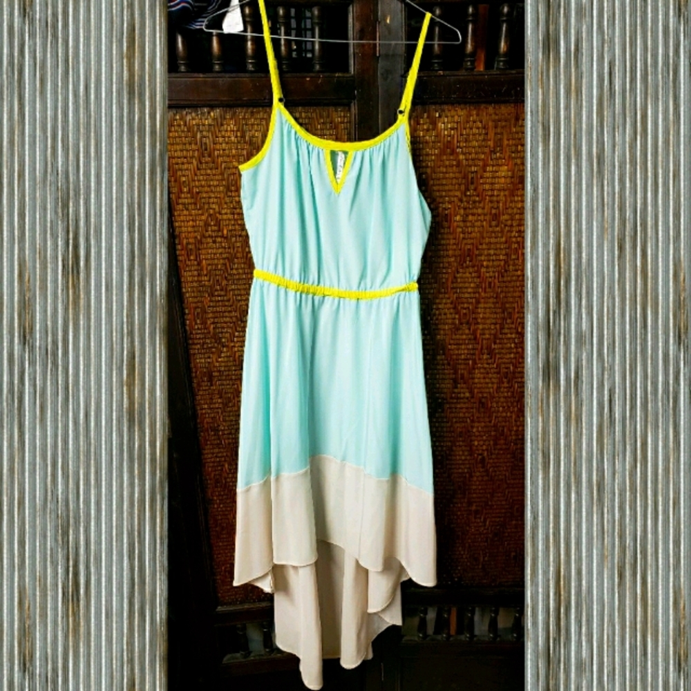 NWT! Willow & Clay Hi Low Maxi Dress Spring